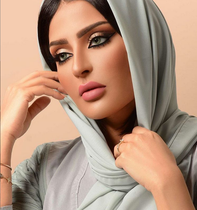 بالفيديو -  بدور البراهيم تكشف سبب طلاقها من أزواجها وما حدث مع الثالث في شهر العسل