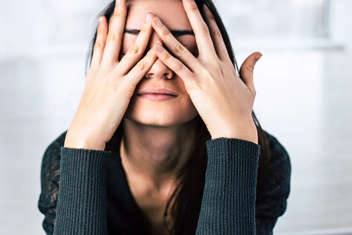 تخلصوا من نوبات الهلع بتعلم طريقة التنفس الصحيحة