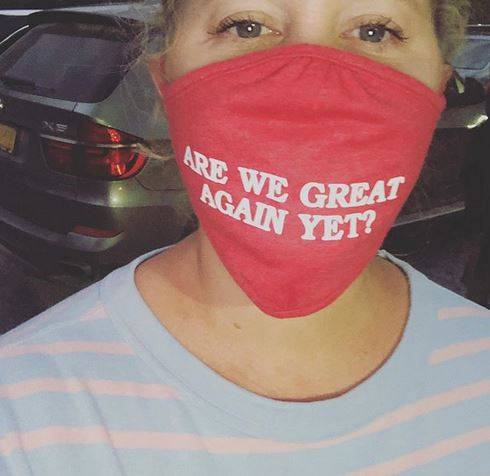 نجمة عالمية تُعلن إصابتها بمرض خطير