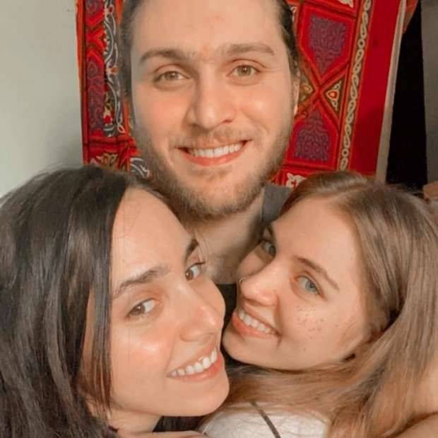 فنانة عربية تهدّد من يشكك في نسب أبنائها