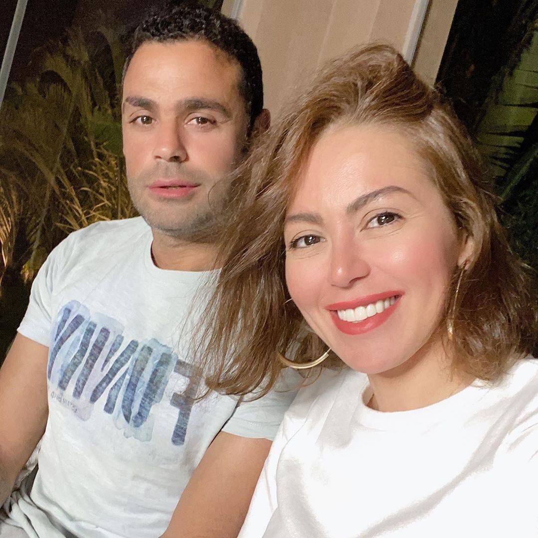 لقاء الخميسي تحرر محضراً لمتابع هاجم زوجها