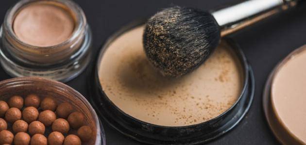 حيلة من خبيرة بالمكياج لإخفاء الندوب في الوجه