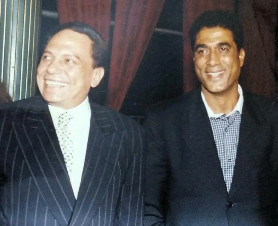 صورة نادرة من حفل زفاف أحمد زكي وهالة فؤاد بحضور عادل إمام