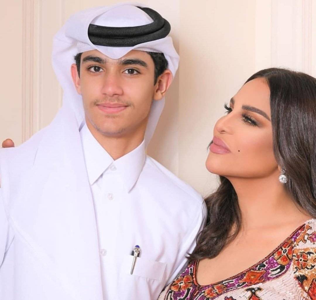 تعليق غريب لابن أحلام: 