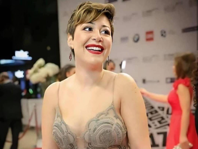 منة شلبي توجّه رسالة حبّ إلى النساء