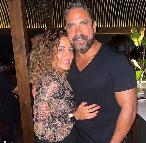 بالفيديو - زوجة امير كرارة حديث السوشيال ميديا بجمالها وإبنته نسخة عنها