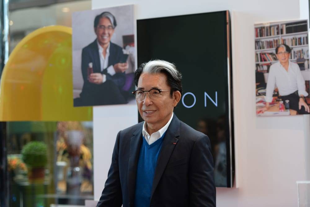 عالم الموضة يفقد مؤسّس Kenzo بسبب فيروس كورونا