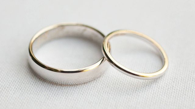 فنانة عربية تعلن طلاقها في الـ60