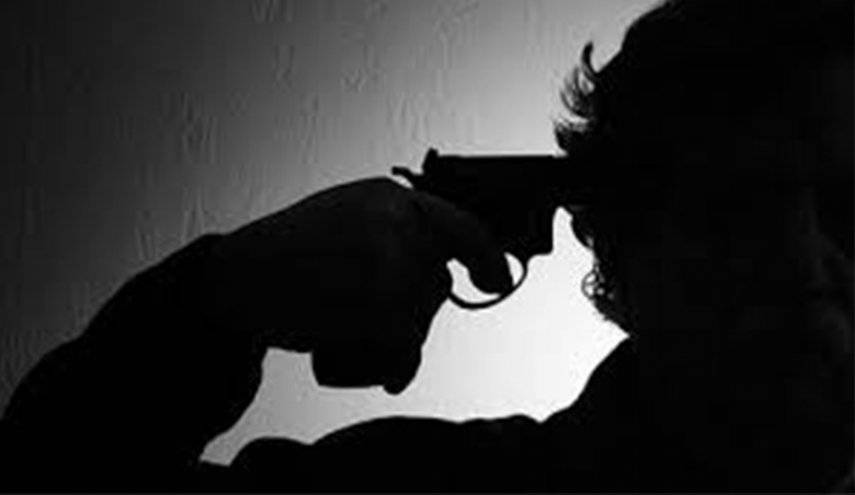 إنتحار زوجة فنان عربي شاب بالكلاشنكوف!