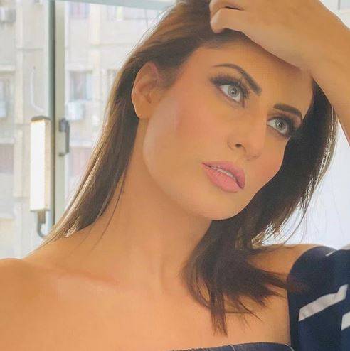 بالصور - خطوبة نهال نبيل بعد شفائها من كورونا