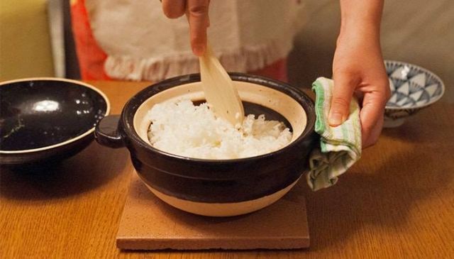 طريقة طهو جديدة للأرز تمنع تعجّنه... لا حاجة للنار