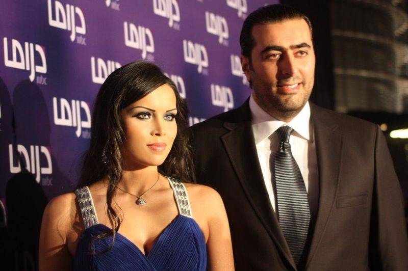 بالفيديو - باسم ياخور يسرق سيارة زوجته انتقاماً... وهي مصدومة