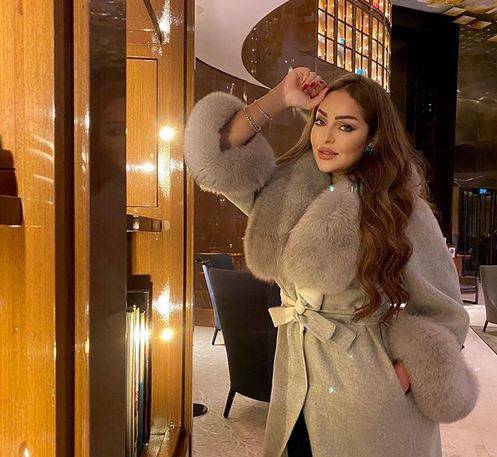 بالصور - بعد انفصالها عن خطيبها... زين كرزون تفاجئ الجميع بالفستان الأبيض والطرحة