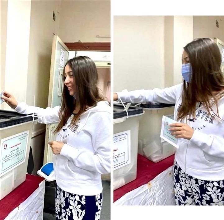 بعد حصولها على الجنسية.. جنات تدلي بصوتها في انتخابات البرلمان المصري