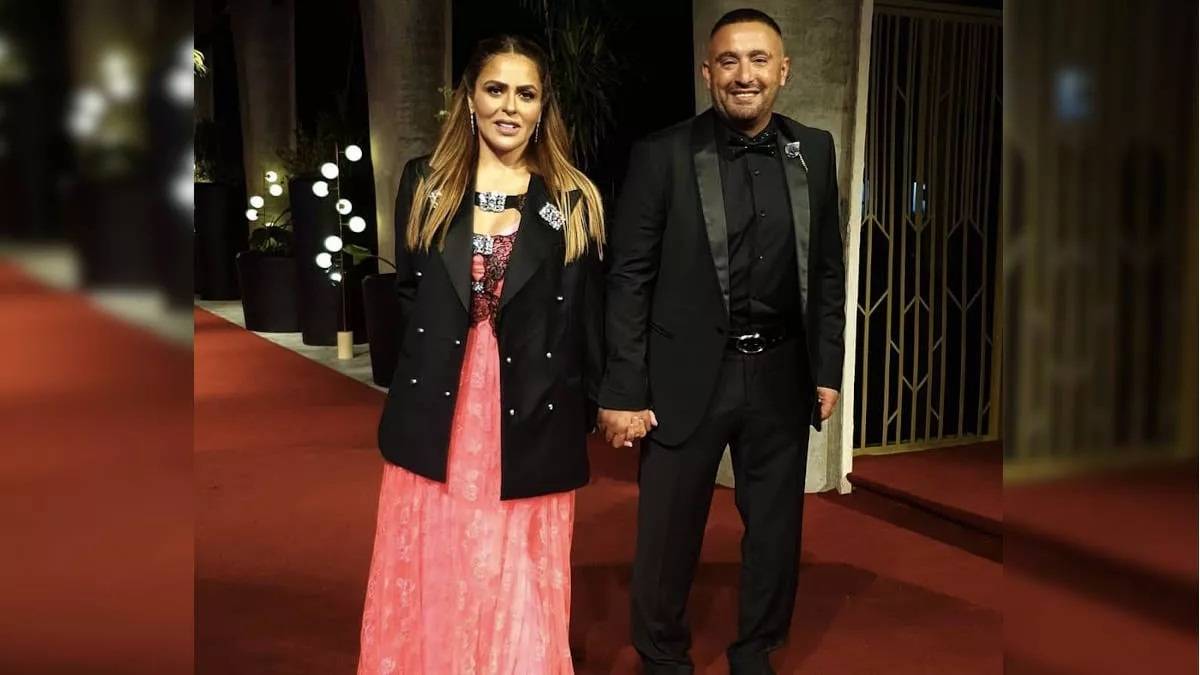 بالفيديو - مها الصغير تستضيف زوجها... وهذا ما فعلته منة شلبي