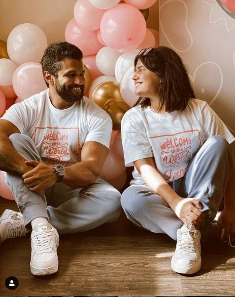 ديانا هشام وخطيبها