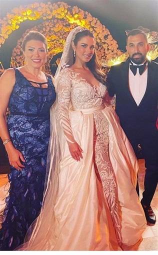 درة وزوجها مع شيريهان أبو الحسن