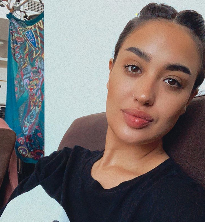 بالفيديو – هجوم على نينا عبد الملك بسبب تصريحها: 