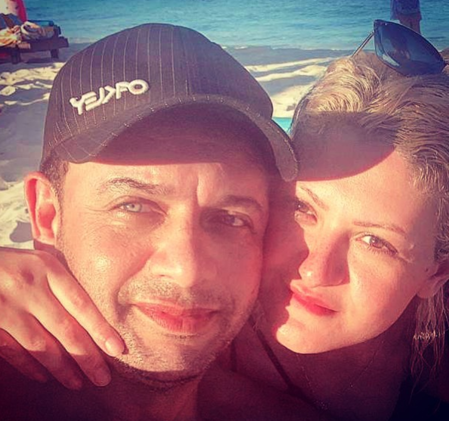 بالصورة - الشبه بين مصطفى قمر وابنة زوجته الجميلة يثير اهتمام الجمهور