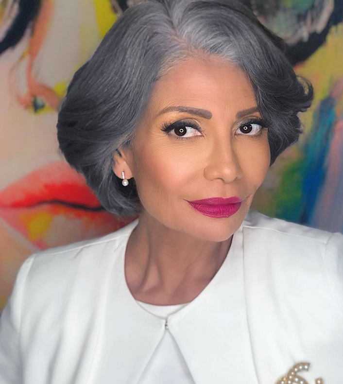 صورة نادرة منذ 36 عاماً تجمع سوسن بدر وشادية