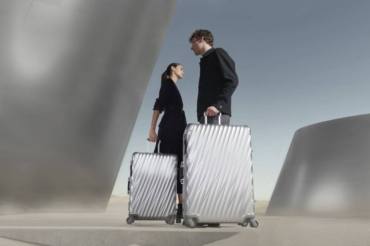 علامة TUMI تطلق منصاتها الإلكترونية الجديدة في الإمارات والسعودية والكويت