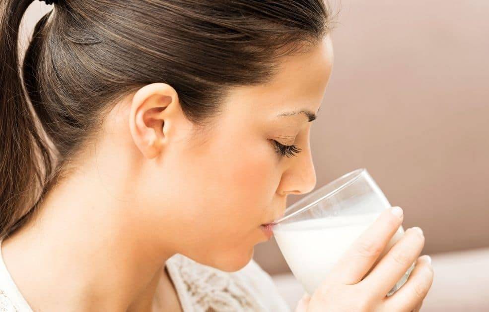 لسبب مهم جداً اشربوا الحليب قبل النوم