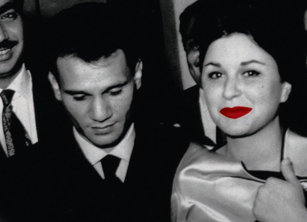 بالصورة – مي العيدان تعرض عقد زواج باسميّ عبد الحليم حافظ وسعاد حسني