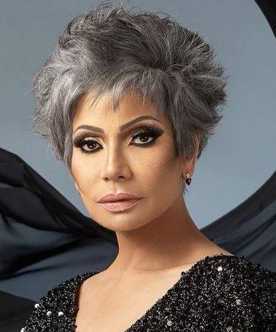 سوسن بدر تثير ضجة بصورة وتعليق.. ونادية الجندي تردّ عليها