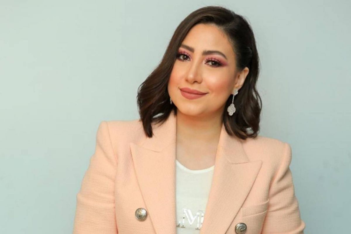 بالفيديو - بوسي تكشف حقيقة اتهامات والدها لها ولماذا سافرت بعد الحكم عليها