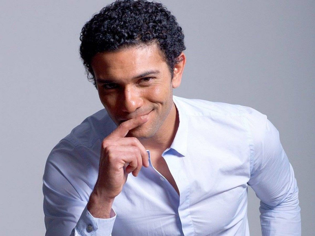 آسر ياسين ينفي شائعة إصابته بكورونا