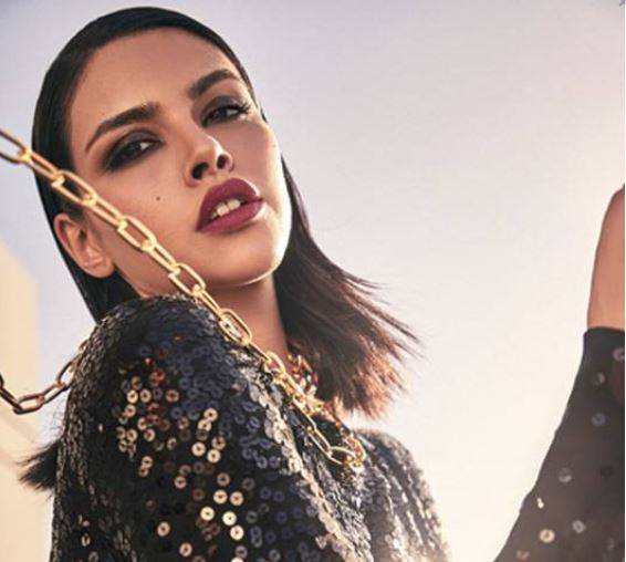 يارا قاسم:  أبحث عن علاقة أساسها الحبّ والأمان