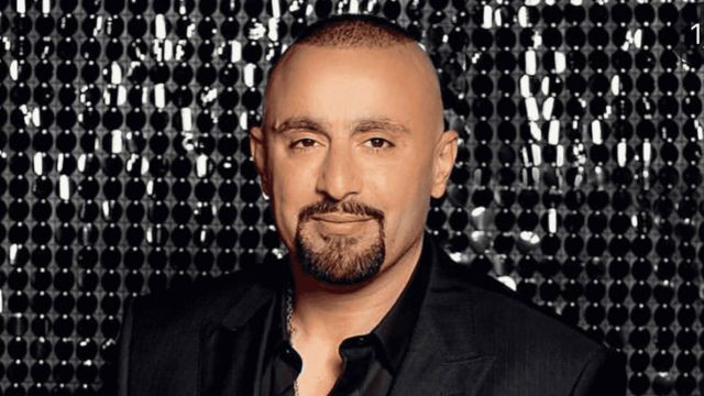 نجوم الفن يسارعون لإجراء مسحة كورونا