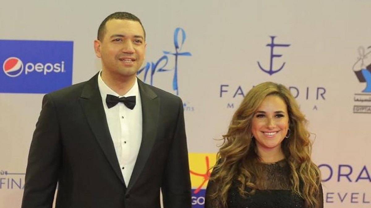 شيري عادل ترفض التعليق على علاقة طليقها بحلا شيحة