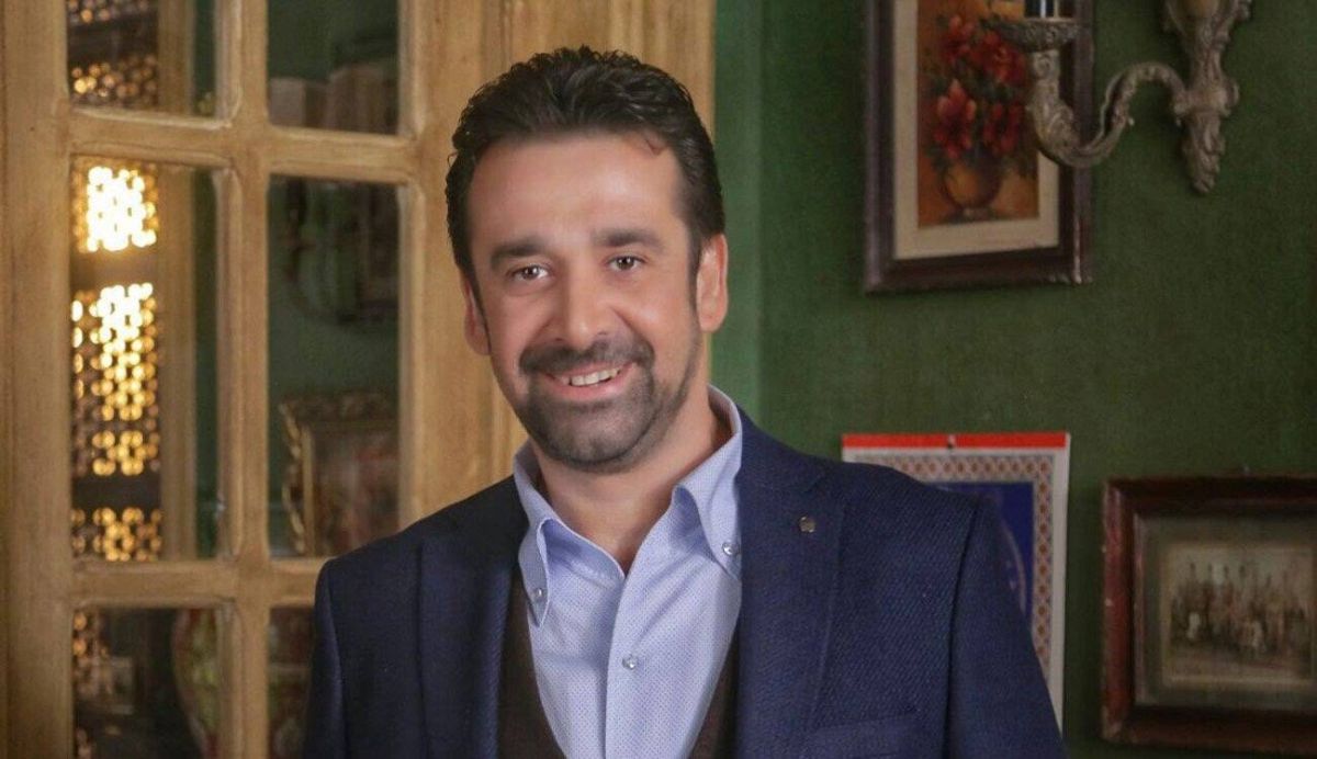 بالفيديو - كريم عبد العزيز يكشف أسرار طفولته: 