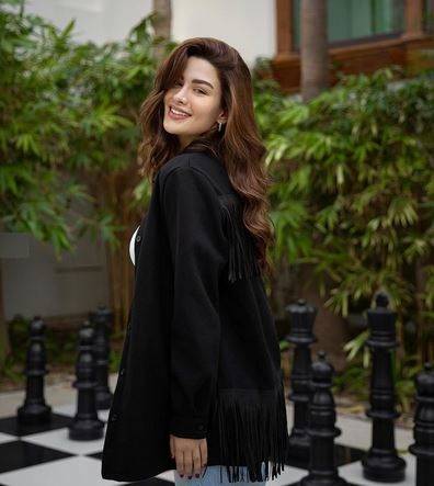 بالصور - علامات المرض واضحة على ملامح روان... وهذه حالتها الصحية