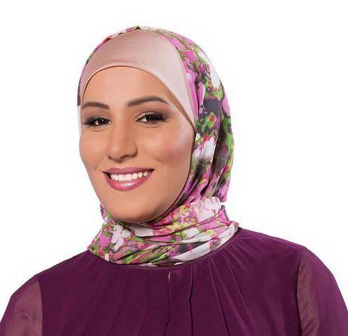 بالفيديو - كدمات في وجه نداء شرارة تحدث ضجة.. ما القصة؟