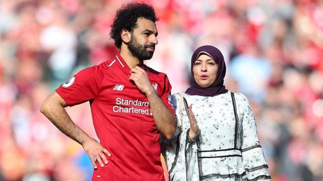 بالفيديو - عمرو أديب يعلن إصابة زوجة محمد صلاح بكورونا