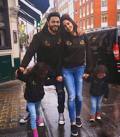 بعد عتاب زوجته... فيديو لتامر حسني مع ابنته يُشعل مواقع التواصل