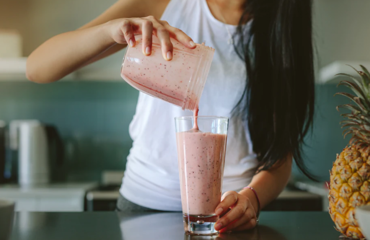 جرّبوا هذا العصير لنسف دهون البطن في وقت قياسي