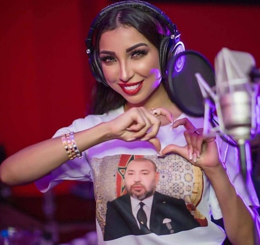 تصويت يقارن بين أسماء لمنور ودنيا بطمة يُحرج الأخيرة