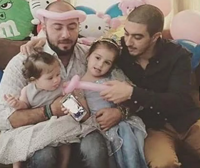 حفيدتا كاظم الساهر وابناه 