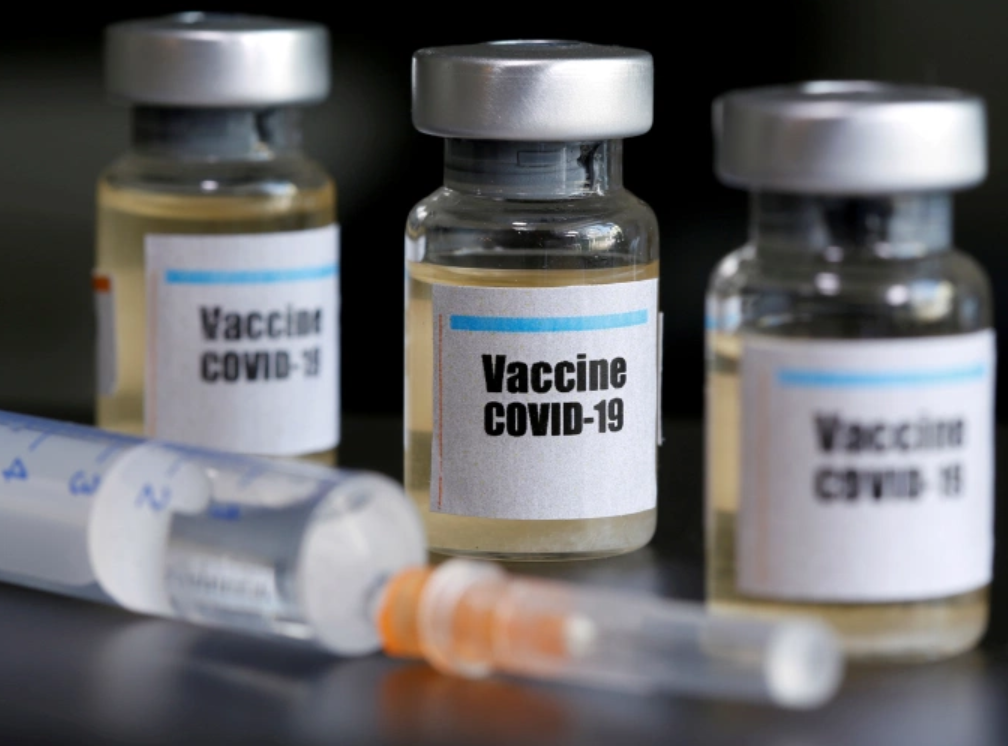 بعد اللقاح الأميركي... الصحة الروسية تعلن نبأ ساراً عن لقاحها ضد كورونا