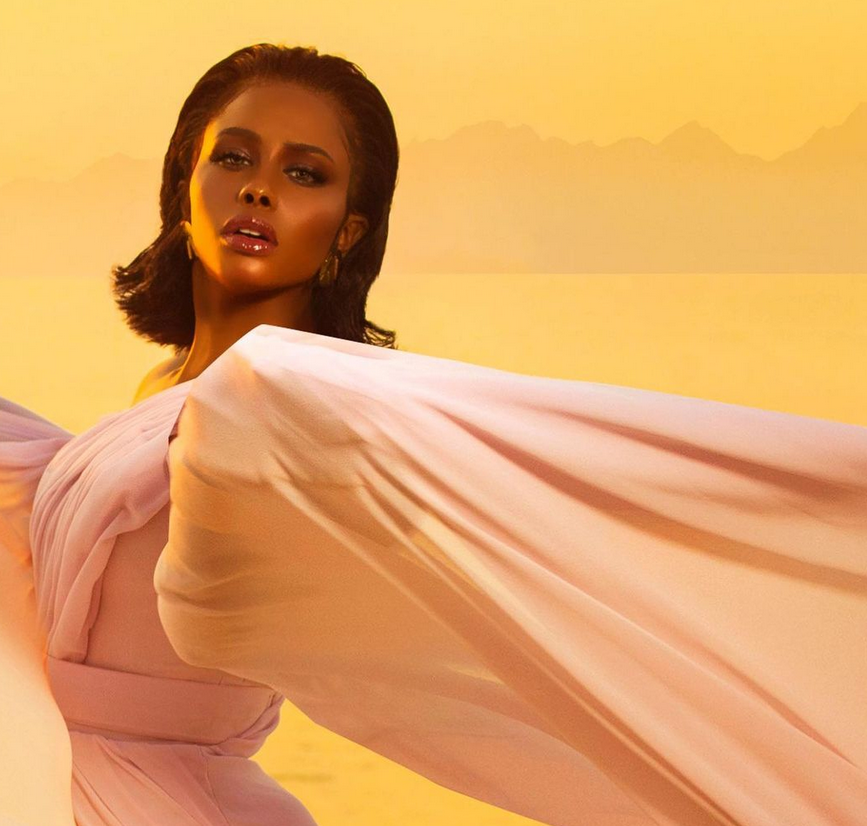 بالصور – داليا مبارك تفاجئ الجمهور بحملها... هكذا أعلنته