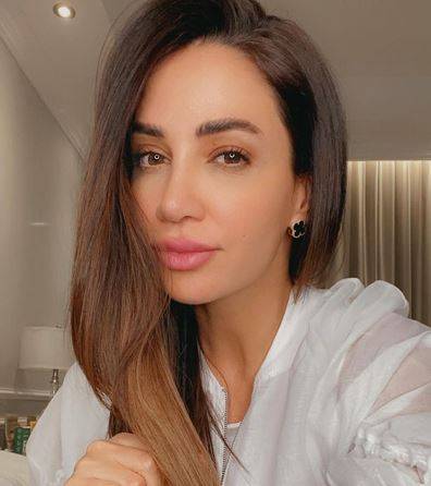 بالفيديو - إبنة ديانا حداد الصغرى أصبحت شابة وترقص مع والدتها بعفوية