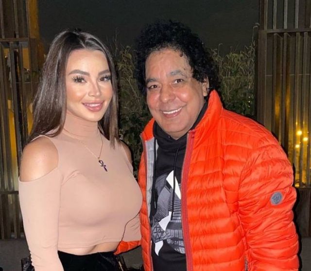 محمد منير بوزن زائد مع الراقصة جوهرة