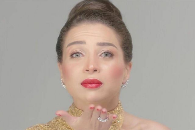 بالفيديو - مي عز الدين تقاطع الإعلام