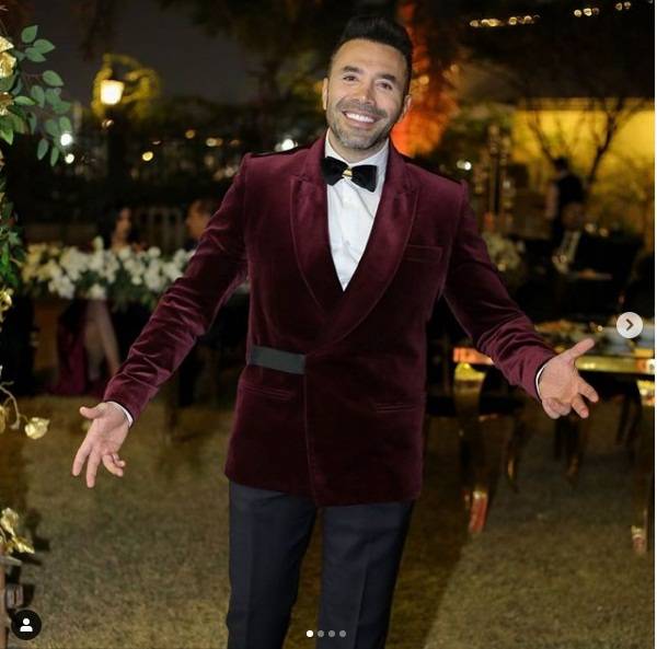 بالفيديو - رامي وحيد يكشف تعرّضه ووالدته لحادث سير