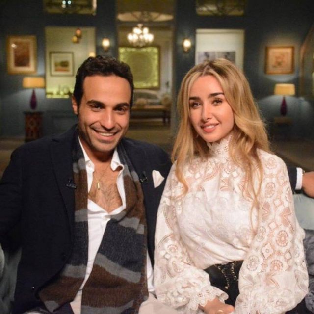 هنا الزاهد تتعرض لعضة كلب وأحمد فهمي يسخر منها