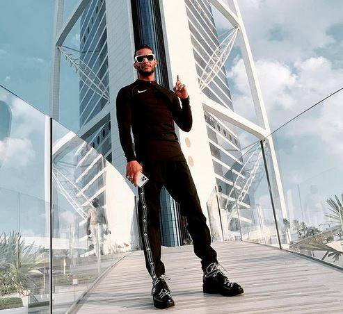 بعد قرار توقيفه... إعلامية تدافع بشراسة عن محمد رمضان وتهاجم المصريين