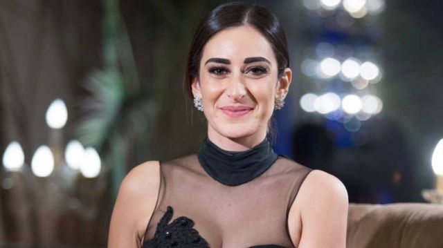 بالفيديو - أمينة خليل تروي تفاصيل تجربتها مع كورونا